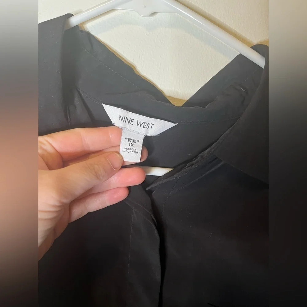 Nine West women’s button down blouse - Picture 3 of 3